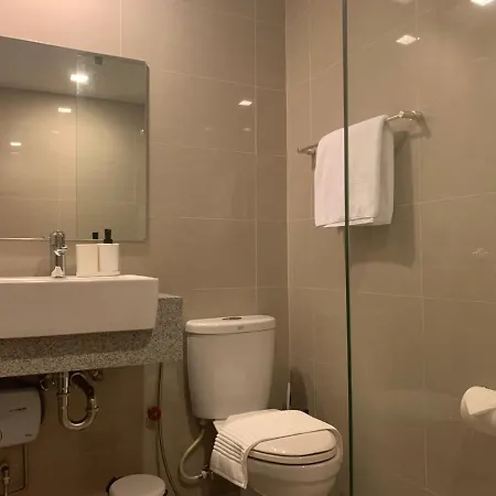 Uptown Parksuites Apartments Tower 1 Bgc By Ph Staycation Manila Exterior photo
