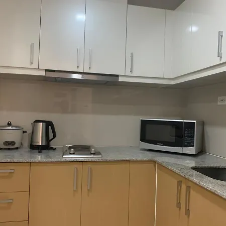 Uptown Parksuites Apartments Tower 1 Bgc By Ph Staycation Manila Exterior photo