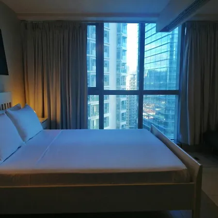 Uptown Parksuites Apartments Tower 1 Bgc By Ph Staycation Manila Exterior photo