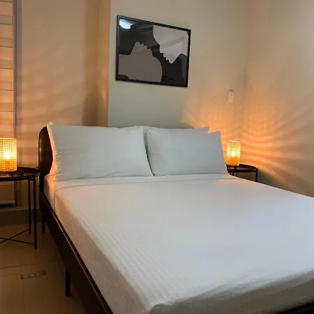 Uptown Parksuites Apartments Tower 1 Bgc By Ph Staycation Manila Exterior photo