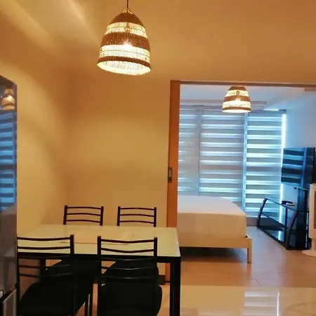 Uptown Parksuites Apartments Tower 1 Bgc By Ph Staycation Manila Exterior photo