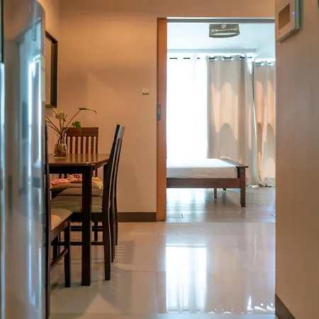 Uptown Parksuites Apartments Tower 1 Bgc By Ph Staycation Manila Exterior photo