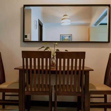 Uptown Parksuites Apartments Tower 1 Bgc By Ph Staycation Manila Exterior photo