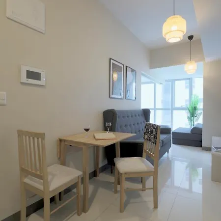 Uptown Parksuites Apartments Tower 1 Bgc By Ph Staycation Manila Exterior photo