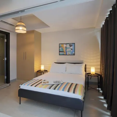 Uptown Parksuites Apartments Tower 1 Bgc By Ph Staycation Manila Exterior photo