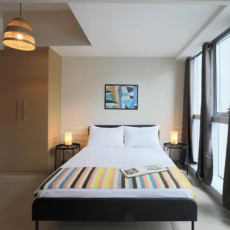 Uptown Parksuites Apartments Tower 1 Bgc By Ph Staycation Manila Exterior photo
