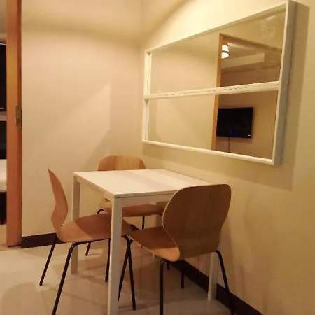 Uptown Parksuites Apartments Tower 1 Bgc By Ph Staycation Manila Exterior photo