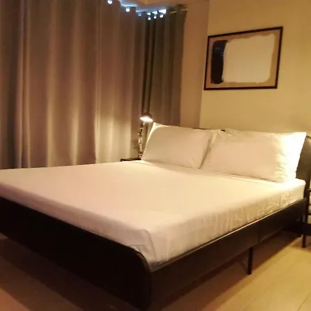 Uptown Parksuites Apartments Tower 1 Bgc By Ph Staycation Manila Exterior photo