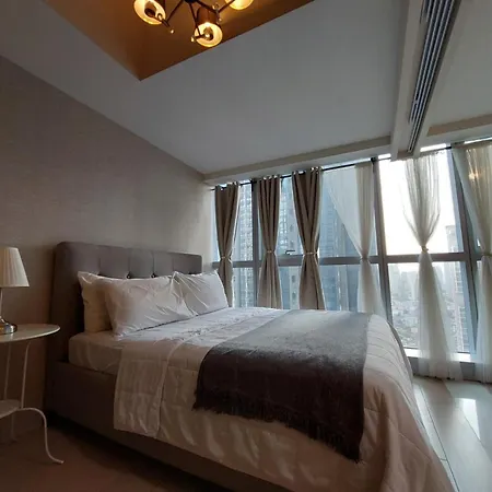 Uptown Parksuites Apartments Tower 1 Bgc By Ph Staycation Manila Exterior photo