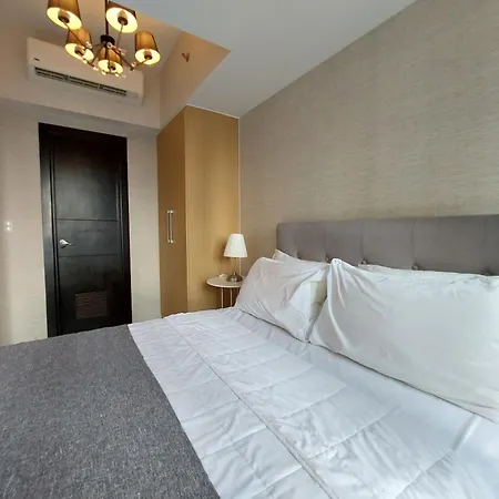 Uptown Parksuites Apartments Tower 1 Bgc By Ph Staycation Manila Exterior photo