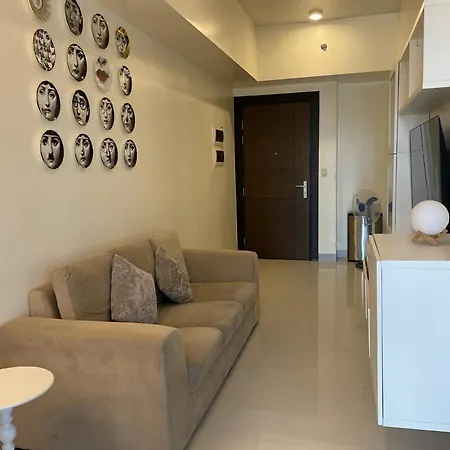 Uptown Parksuites Apartments Tower 1 Bgc By Ph Staycation Manila Exterior photo