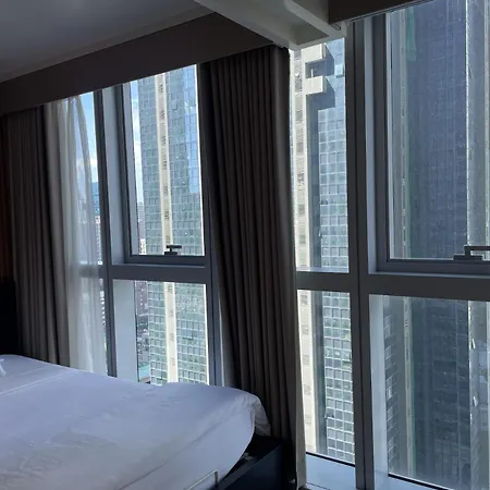 Uptown Parksuites Apartments Tower 1 Bgc By Ph Staycation Manila Exterior photo