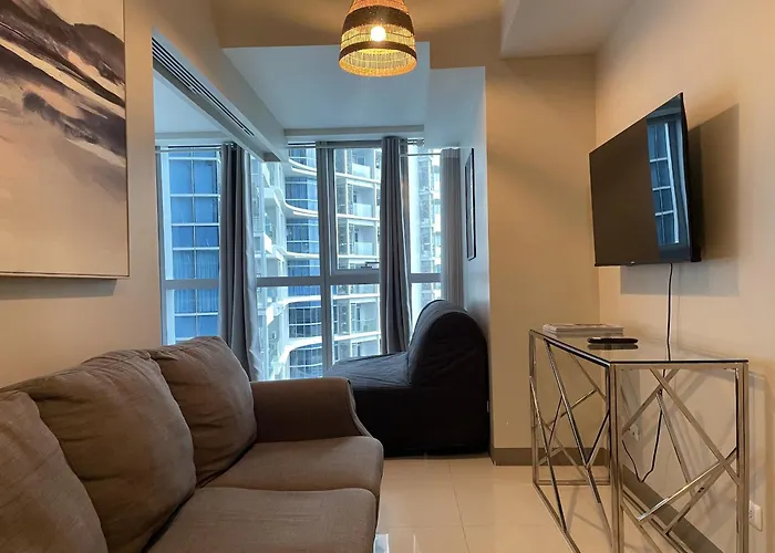 Uptown Parksuites Apartments Tower 1 Bgc By Ph Staycation