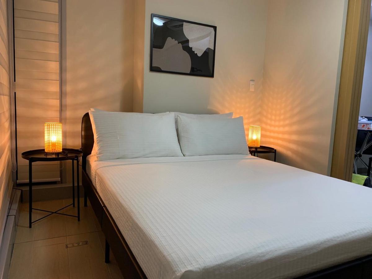 Apartment Uptown Parksuites Tower 1 Bgc By Ph Staycation